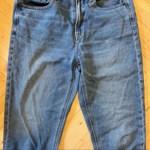 American Eagle Mom Jeans - Picture 5 of 8